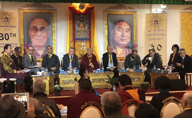 ནིའུ་ཡོག་ཏུ་༧པཎ་ཆེན་རིན་པོ་ཆེ་མཆོག་སྐུ་གཤེགས་ནས་ལོ་ངོ་༣༠འཁོར་བའི་རྗེས་དྲན་སྲུང་བརྩི་ཞུས་པ། ནིའུ་ཡོག་ཏུ་༧པཎ་ཆེན་རིན་པོ་ཆེ་མཆོག་སྐུ་གཤེགས་ནས་ལོ་ངོ་༣༠འཁོར་བའི་རྗེས་དྲན་སྲུང་བརྩི་ཞུས་པ།