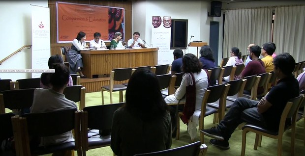 བྱམས་སྙིང་རྗེ་ལག་བསྟར།