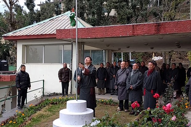 དབུས་བོད་མིའི་སྒྲིག་འཛུགས་ནས་རྒྱ་གར་གྱི་མང་གཙོའི་དུས་དྲན་སྲུང་བརྩི། དབུས་བོད་མིའི་སྒྲིག་འཛུགས་ནས་རྒྱ་གར་གྱི་མང་གཙོའི་དུས་དྲན་སྲུང་བརྩི།