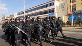 བོད་ནང་འགྲོ་བ་མིའི་ཐོབ་ཐང་བརྡལ་བཤིག་བཏང་བའི་བརྙན་ཐུང༌།