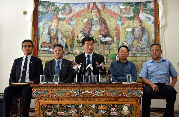 བཙན་བྱོལ་བོད་མིའི་འཚོ་རྟེན་རོགས་སྐྱོར་ལས་གཞི་གཉིས་པ། བཙན་བྱོལ་བོད་མིའི་འཚོ་རྟེན་རོགས་སྐྱོར་ལས་གཞི་གཉིས་པ།