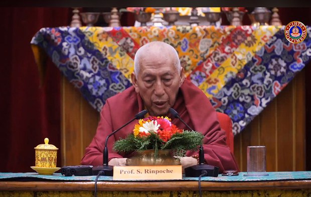སློབ་དཔོན་ཟམ་གདོང་རིན་པོ་ཆེ་མཆོག་དགུང་གྲངས་བརྒྱད་ཅུར་ཕེབས་པ། སློབ་དཔོན་ཟམ་གདོང་རིན་པོ་ཆེ་མཆོག་དགུང་གྲངས་བརྒྱད་ཅུར་ཕེབས་པ།