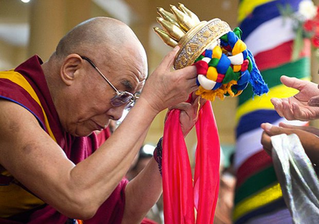 གོ་འཇོ་མི་མང་ནས་བརྟན་བཞུགས་བསྟར་འབུལ་ཞུ་རྒྱུ།