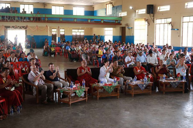 མོན་གྷོ་འདོད་རྒུ་གླིང་གི་མང་ཚོགས་ནས་ཇར་མན་ནིའི་རོགས་ཚོགས་ལ་བཀའ་དྲིན་རྗེས་དྲན། མོན་གྷོ་འདོད་རྒུ་གླིང་གི་མང་ཚོགས་ནས་ཇར་མན་ནིའི་རོགས་ཚོགས་ལ་བཀའ་དྲིན་རྗེས་དྲན།
