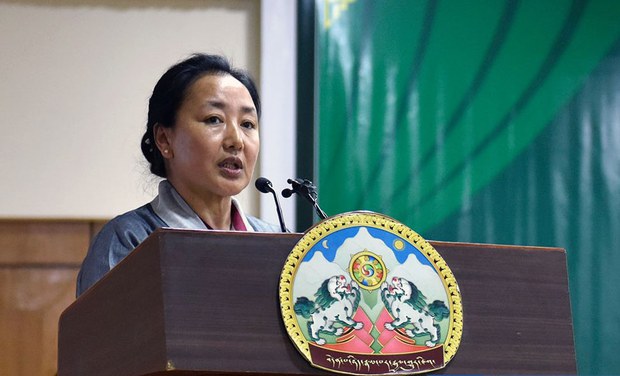 སློབ་ཕྲུག་གསར་བཞུགས་ཀྱི་གྲངས་འབོར་ཇེ་ཉུང་དུ་འགྲོ་བཞིན་པ། སློབ་ཕྲུག་གསར་བཞུགས་ཀྱི་གྲངས་འབོར་ཇེ་ཉུང་དུ་འགྲོ་བཞིན་པ།