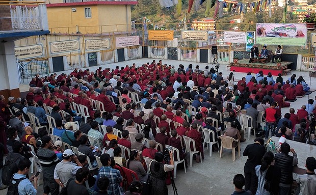 དབུ་མའི་ལམ་གྱིས་རྒྱ་མི་རིགས་ཁྲོད་བཞག་པའི་ཤུགས་རྐྱེན། དབུ་མའི་ལམ་གྱིས་རྒྱ་མི་རིགས་ཁྲོད་བཞག་པའི་ཤུགས་རྐྱེན།