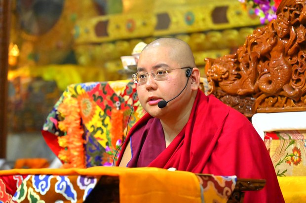 ༧གོང་ས་༧སྐྱབས་མགོན་ཆེན་པོ་མཆོག་སྐུ་ཚེ་ཡུན་རིང་བརྟན་རྒྱུར་ང་ཚོས་ཐུགས་སྨོན་ཞུ་རྒྱུ་གལ་ཆེ། ༧གོང་ས་༧སྐྱབས་མགོན་ཆེན་པོ་མཆོག་སྐུ་ཚེ་ཡུན་རིང་བརྟན་རྒྱུར་ང་ཚོས་ཐུགས་སྨོན་ཞུ་རྒྱུ་གལ་ཆེ།