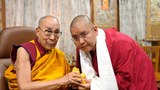 ༸སྐྱབས་རྗེ་ཡོངས་འཛིན་གླིང་མཆོག་སྤྲུལ་རིན་པོ་ཆེ་མཆོག་གིས་ལམ་སྟོན།