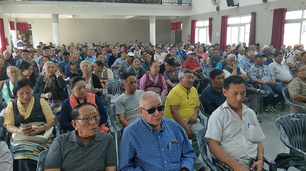 བདེ་སྐྱིད་གླིང་དུ་ཛ་དྲག་ཚོགས་འདུ་ཞིག་སྐོང་ཚོགས་གནང་འདུག བདེ་སྐྱིད་གླིང་དུ་ཛ་དྲག་ཚོགས་འདུ་ཞིག་སྐོང་ཚོགས་གནང་འདུག