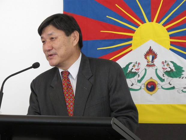 ལྔ་དང་ལྔ་བཅུའི་ཚོགས་འདུའི་ནང་གི་གྲོས་བསྡུར། ལྔ་དང་ལྔ་བཅུའི་ཚོགས་འདུའི་ནང་གི་གྲོས་བསྡུར།
