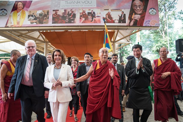 བོད་ཀྱི་བྱམས་བརྩེའི་རིག་གཞུང་གོང་འཕེལ་གཏོང་དགོས།