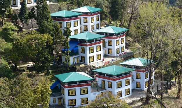 ཏོག་དབྱིབས་ནད་ཡམས་ཀྱི་རྐྱེན་པས་ཡིག་རྒྱུགས་དུས་ཐོག་བཏང་མ་ཐུབ་པ། ཏོག་དབྱིབས་ནད་ཡམས་ཀྱི་རྐྱེན་པས་ཡིག་རྒྱུགས་དུས་ཐོག་བཏང་མ་ཐུབ་པ།