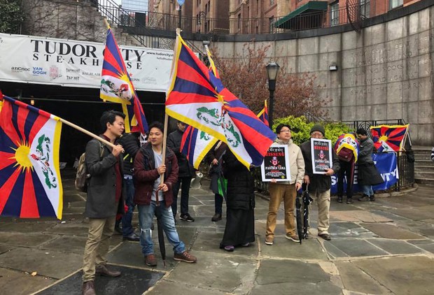 པཎ་ཆེན་རིན་པོ་ཆེའི་སྐུའི་འཁྲུངས་སྐར། པཎ་ཆེན་རིན་པོ་ཆེའི་སྐུའི་འཁྲུངས་སྐར།