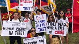 བོད་པའི་བུད་མེད་བདུན་ནས་རྒྱ་ནག་སྲིད་འཛིན་ལ་ངོ་རྒོལ་བྱེད་བཞིན་པ། 