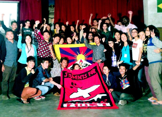 རྒྱ་གར་སློབ་ཕྲུག་ནས་བོད་དོན་ལ་དོ་སྣང་ཡོད་པ། རྒྱ་གར་སློབ་ཕྲུག་ནས་བོད་དོན་ལ་དོ་སྣང་ཡོད་པ།