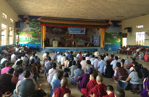 སྲིད་སྐྱོང་འོས་མི་སྤེན་པ་ཚེ་རིང་མཆོག་རྒྱ་གར་ལྷོ་ཕྱོགས་སུ་ཕེབས་པ། སྲིད་སྐྱོང་འོས་མི་སྤེན་པ་ཚེ་རིང་མཆོག་རྒྱ་གར་ལྷོ་ཕྱོགས་སུ་ཕེབས་པ།