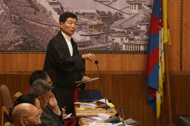 སྲིད་སྐྱོང་མཆོག་ནས་རྒྱ་རིགས་བོད་དོན་རྒྱབ་སྐྱོར་བ་རྣམས་ཀྱི་སྐོར་གསུངས་བ། སྲིད་སྐྱོང་མཆོག་ནས་རྒྱ་རིགས་བོད་དོན་རྒྱབ་སྐྱོར་བ་རྣམས་ཀྱི་སྐོར་གསུངས་བ།