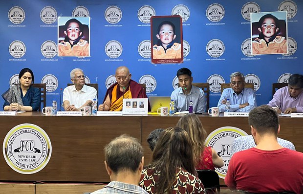 པཎ་ཆེན་རིན་པོ་ཆེ་ནང་མི་སྐུ་འཁོར་གློད་བཀྲོལ་དགོས་པའི་རེ་འབོད།