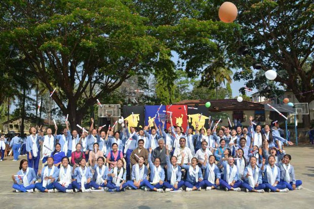 ཡར་ཐོན་ཚོང་ལས་ཀྱི་སློབ་ཚན། ཡར་ཐོན་ཚོང་ལས་ཀྱི་སློབ་ཚན།