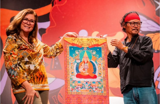 ལྷོ་ཨ་མི་རི་ཀའི་རྒྱལ་ཁབ་སྦརཱ་ཛིལ་ནང་བོད་དོན་དྲིལ་བསྒྲགས།