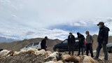 རྒྱ་གར་ལ་དྭགས་སུ་བོད་མི་འབྲོག་པའི་སྒོ་ཕྱུགས་སེམས་ཅན་ལ་རིམས་ནད་ཁྱབ་བརྡལ་བྱུང་སྟེ་མང་པོར་ཤི་སྐྱོན་འབྱུང་བཞིན་པ།
