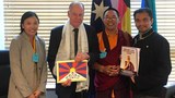ཨའོས་ཊརེ་ལི་ཡའི་ནང་བོད་དོན་ཞུ་གཏུགས་ཀྱི་ལས་འགུལ།