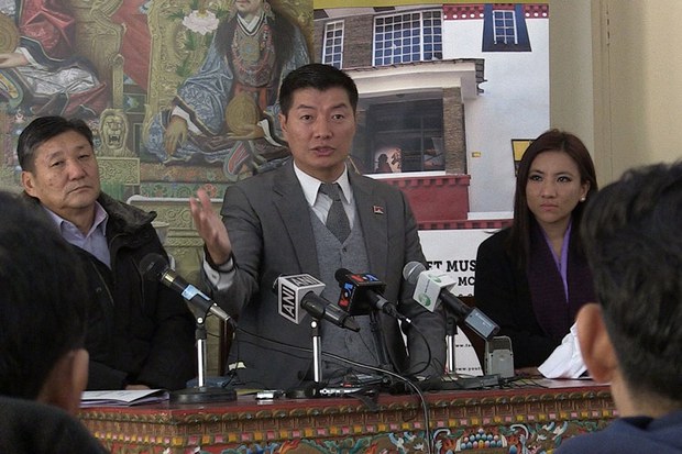 གངས་སྐྱིད་ནང་བོད་ཀྱི་འགྲེམས་སྟོན། གངས་སྐྱིད་ནང་བོད་ཀྱི་འགྲེམས་སྟོན།