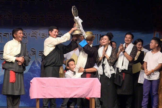 བོད་ཀྱི་ཟློས་གར་ཚོགས་པ་དབུ་བརྙེས་ནས་མི་ལོ་༥༨འཁོར་བ། བོད་ཀྱི་ཟློས་གར་ཚོགས་པ་དབུ་བརྙེས་ནས་མི་ལོ་༥༨འཁོར་བ།