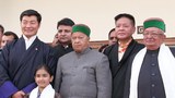 སྤྱི་འཐུས་ལྷན་ཚོགས་ནས་ཧི་མ་ཅལ་མངའ་སྡེ་གཞུང་ལ་གསོལ་སྟོན་བཤམ་པ།