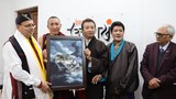 སྤྱི་འཐུས་རྣམ་པས་ཨུཏ་ཏར་ཁནྜ་མངའ་སྡེའི་སྤྱི་ཁྱབ་བློན་ཆེན་དང་མཇལ་འཕྲད་ཀྱིས་བོད་ནང་གི་གནས་སྟངས་ངོ་སྤྲོད་ཞུས་ཡོད་པ།