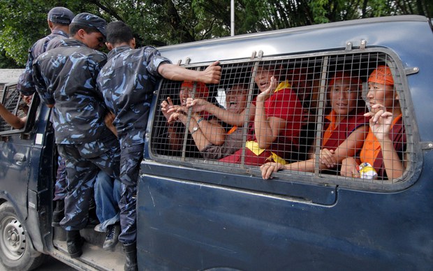བལ་ཡུལ་དུ་གནས་སྡོད་བོད་མི་སྐྱབས་བཅོལ་བ་ཚོར་དཀའ་ངལ་མང་པོ་ཞིག་ཡོད་པ། བལ་ཡུལ་དུ་གནས་སྡོད་བོད་མི་སྐྱབས་བཅོལ་བ་ཚོར་དཀའ་ངལ་མང་པོ་ཞིག་ཡོད་པ།