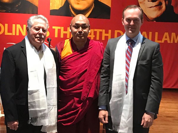 ཚོགས་གཙོས་ཨ་རིའི་གྲོས་ཚོགས་འཐུས་མི་དང་མཇལ་མོལ། ཚོགས་གཙོས་ཨ་རིའི་གྲོས་ཚོགས་འཐུས་མི་དང་མཇལ་མོལ།