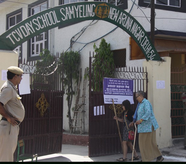 རྒྱ་གར་རྒྱལ་ཡོངས་འོས་བསྡུའི་ནང་བོད་མི་མཉམ་ཞུགས། རྒྱ་གར་རྒྱལ་ཡོངས་འོས་བསྡུའི་ནང་བོད་མི་མཉམ་ཞུགས།