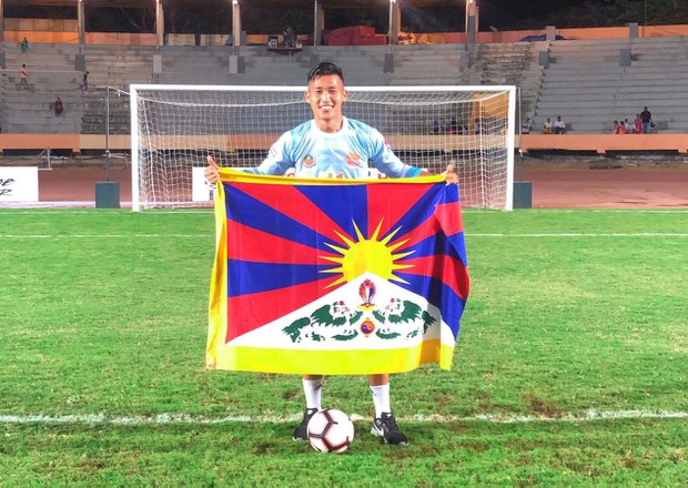 གཞོན་སྐྱེས་རྐང་རྩེད་སྤོ་ལོར་དགའ་མོས་བྱེད་མཁན་ཚོར་སེམས་ཤུགས་སྤར་རྒྱུ་ནི་ངའི་དམིགས་ཡུལ་ཡིན། གཞོན་སྐྱེས་རྐང་རྩེད་སྤོ་ལོར་དགའ་མོས་བྱེད་མཁན་ཚོར་སེམས་ཤུགས་སྤར་རྒྱུ་ནི་ངའི་དམིགས་ཡུལ་ཡིན།