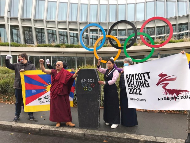 རྒྱ་ནག་ནང་འཚོགས་རྒྱུའི་ཨོའོ་ལིམ་སྤིག་གེས་རྩད་འགྲན་ལ་ངོ་རྒོལ།