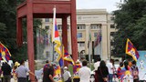 ཇི་ནི་ཝའི་ནང་བོད་མིས་ངོ་རྒོལ་སྐད་འབོད་གནང་བ།