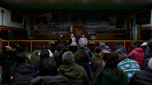 གཞོན་ནུའི་ཚོགས་གཙོ་མཆོག་ནས་བལ་ཡུལ་གྱི་ལུང་ཁུག་ས་གནས་ཁག་ཅིག་ལ་འཚམས་གཟིགས། གཞོན་ནུའི་ཚོགས་གཙོ་མཆོག་ནས་བལ་ཡུལ་གྱི་ལུང་ཁུག་ས་གནས་ཁག་ཅིག་ལ་འཚམས་གཟིགས།