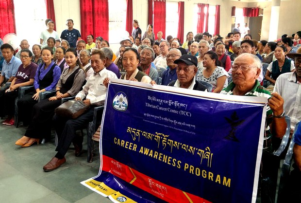 ལྡེ་ར་ལྡུན་ས་གནས་སུ་ན་གཞོན་རྣམས་ཀྱི་མི་ཚེའི་མདུན་ལམ་སྐོར་ལ་ཟབ་སྦྱོང་། ལྡེ་ར་ལྡུན་ས་གནས་སུ་ན་གཞོན་རྣམས་ཀྱི་མི་ཚེའི་མདུན་ལམ་སྐོར་ལ་ཟབ་སྦྱོང་།