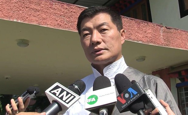 ཚེ་མེད་ཞི་བའི་ལམ་ནས་རྒྱ་གར་ལ་རང་བཙན་ཐོབ་པ་བཞིན་བོད་པའི་འཐབ་རྩོད་དེ་ཡང་ལམ་ལྷོང་ཡོང་བའི་རེ་བ་ཡོད། ཚེ་མེད་ཞི་བའི་ལམ་ནས་རྒྱ་གར་ལ་རང་བཙན་ཐོབ་པ་བཞིན་བོད་པའི་འཐབ་རྩོད་དེ་ཡང་ལམ་ལྷོང་ཡོང་བའི་རེ་བ་ཡོད།
