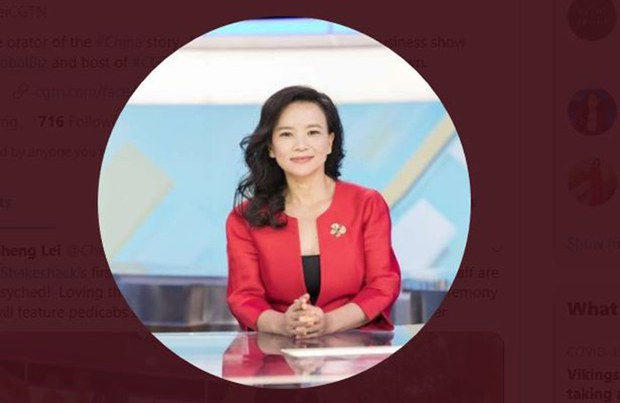 ཨ་སི་ཊེ་ལི་ཡའི་མི་སེར་ཡིན་པའི་རྒྱ་རིགས་བུད་མེད་གསར་འགོད་པ་ཞིག་རྒྱ་ནག་གིས་འཛིན་བཟུང་། ཨ་སི་ཊེ་ལི་ཡའི་མི་སེར་ཡིན་པའི་རྒྱ་རིགས་བུད་མེད་གསར་འགོད་པ་ཞིག་རྒྱ་ནག་གིས་འཛིན་བཟུང་།