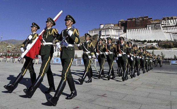 བོད་རང་སྐྱོང་ལྗོངས་ཀྱི་དཔོན་རིགས་ལ་རུལ་སུངས་ཀྱི་ཉེས་ཆད། བོད་རང་སྐྱོང་ལྗོངས་ཀྱི་དཔོན་རིགས་ལ་རུལ་སུངས་ཀྱི་ཉེས་ཆད།