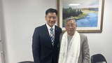 རྒྱ་རིགས་མཁས་པ་སྐུ་ཞབས་ཧུ་ཕིང་གི་དེབ་གསར་པ་ཞིག་དབུ་འབྱེད།