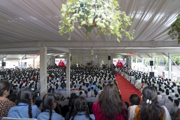 རྒྱ་གར་ལ་གནའ་དེང་ཟུང་འབྲེལ་གྱི་ཐོག་ནས་ཤེས་ཡོན་སློབ་འཁྲིད་བྱ་ཐུབ་པའི་ནུས་པ་ཡོད། རྒྱ་གར་ལ་གནའ་དེང་ཟུང་འབྲེལ་གྱི་ཐོག་ནས་ཤེས་ཡོན་སློབ་འཁྲིད་བྱ་ཐུབ་པའི་ནུས་པ་ཡོད།