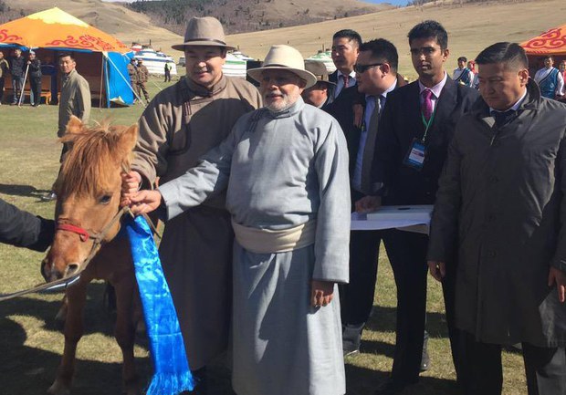 རྒྱ་གར་སྲིད་བློན་སོག་ཡུལ་དང་ལྷོ་ཀོ་རི་ཡའི་ནང་ཕེབས་དགོས་པའི་དམིགས་ཡུལ། རྒྱ་གར་སྲིད་བློན་སོག་ཡུལ་དང་ལྷོ་ཀོ་རི་ཡའི་ནང་ཕེབས་དགོས་པའི་དམིགས་ཡུལ།