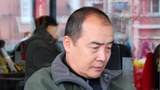 སྐད་འཕྲིན་ཐོག་གི་རྩ་བའི་བླ་མ།