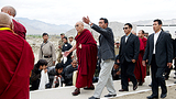 ཆུ་ལོག་གི་གནོད་འཚེ་ཕོག་པར་ཞལ་འདེབས།