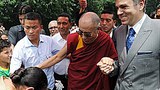 ༸གོང་ས་མཆོག་ཤི་རི་ན་གར་ཞབས་སོར་འཁོད།
