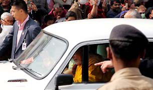 པུ་ནེ་རུ་ཆིབས་བསྒྱུར། པུ་ནེ་རུ་ཆིབས་བསྒྱུར།