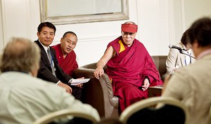 སེན་དའི་ས་གནས་སུ་གསར་འགོད་ལྷན་ཚོགས། སེན་དའི་ས་གནས་སུ་གསར་འགོད་ལྷན་ཚོགས།