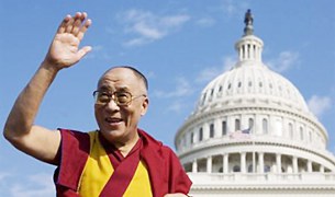 ༸གོང་ས་མཆོག་ལ་དམངས་གཙོའི་གཟེངས་རྟཊ་འབུལ་རྒྱུ། ༸གོང་ས་མཆོག་ལ་དམངས་གཙོའི་གཟེངས་རྟཊ་འབུལ་རྒྱུ།